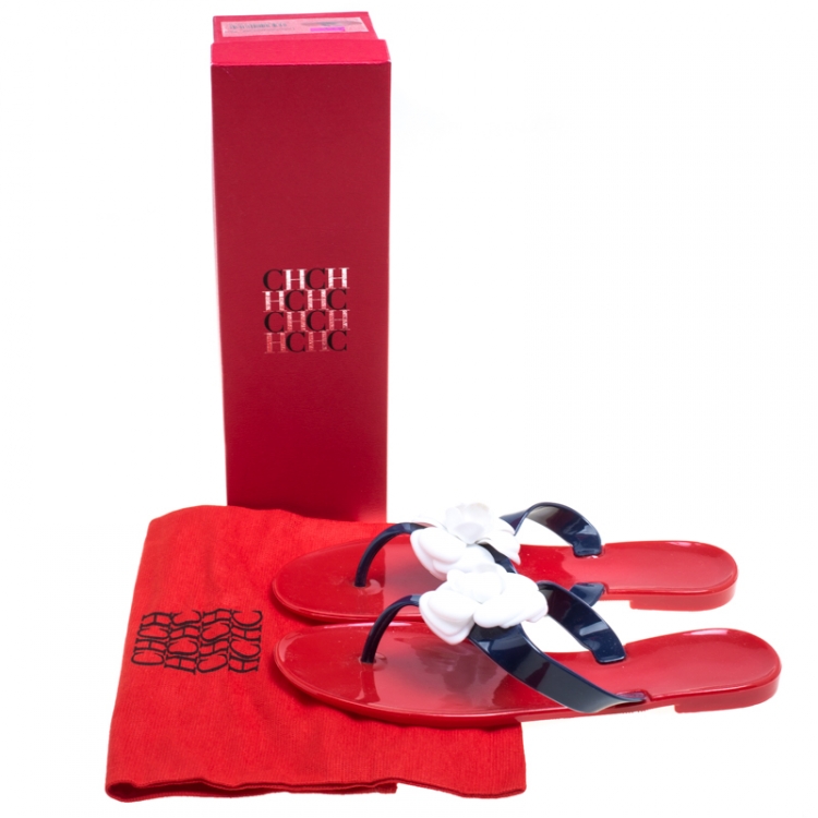 Pre Owned Carolina Herrera Tri Color Rubber Flower Embellished Flat Thong Sandals Size 40