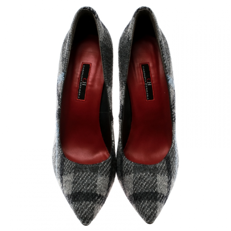Pre Owned Carolina Herrera Grey Tweed Pointed Toe Pumps Size 38