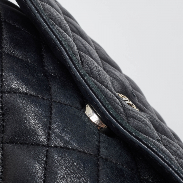 Pre Owned Carolina Herrera Black Quilted Leather Flap Chain Shoulder Bag