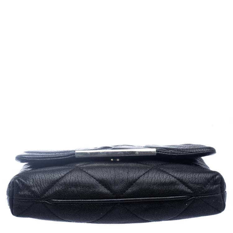 Pre Owned Carolina Herrera Black Quilted Leather Flap Chain Shoulder Bag
