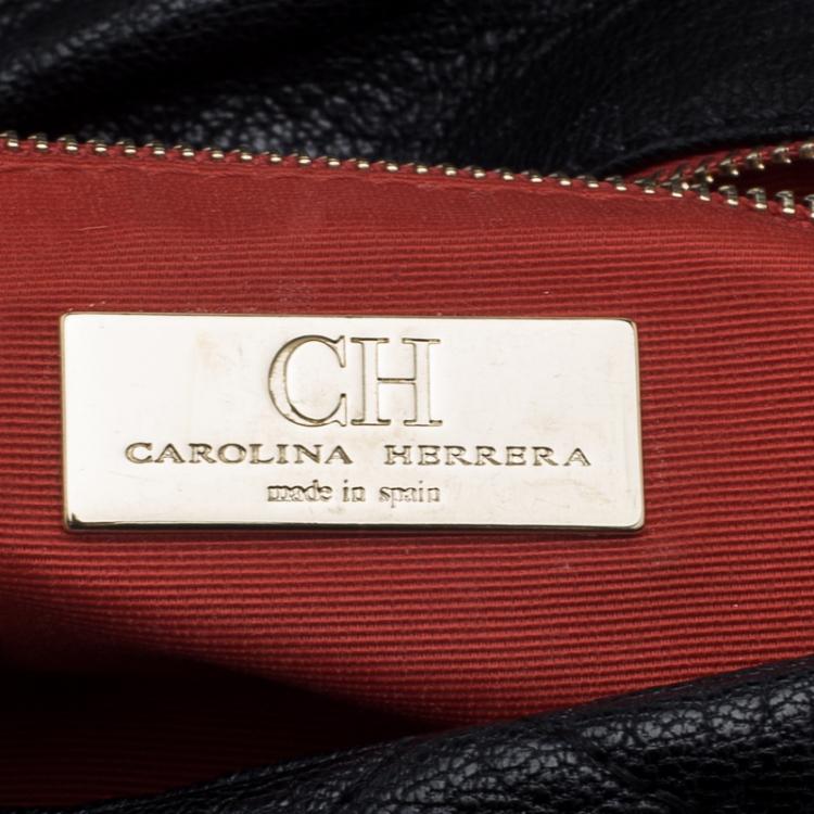 Pre Owned Carolina Herrera Black Quilted Leather Flap Chain Shoulder Bag