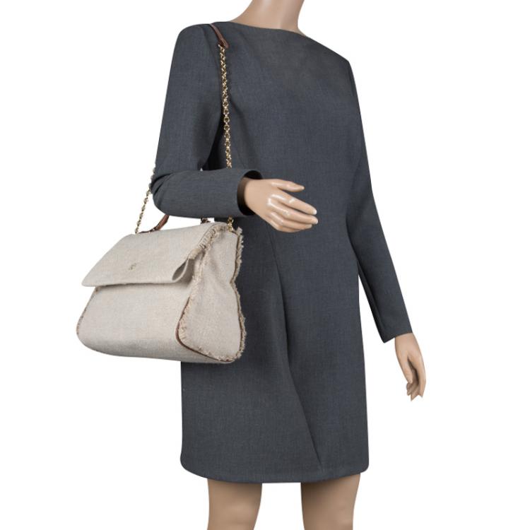 Pre Owned Carolina Herrera Beige Canvas Shoulder Bag