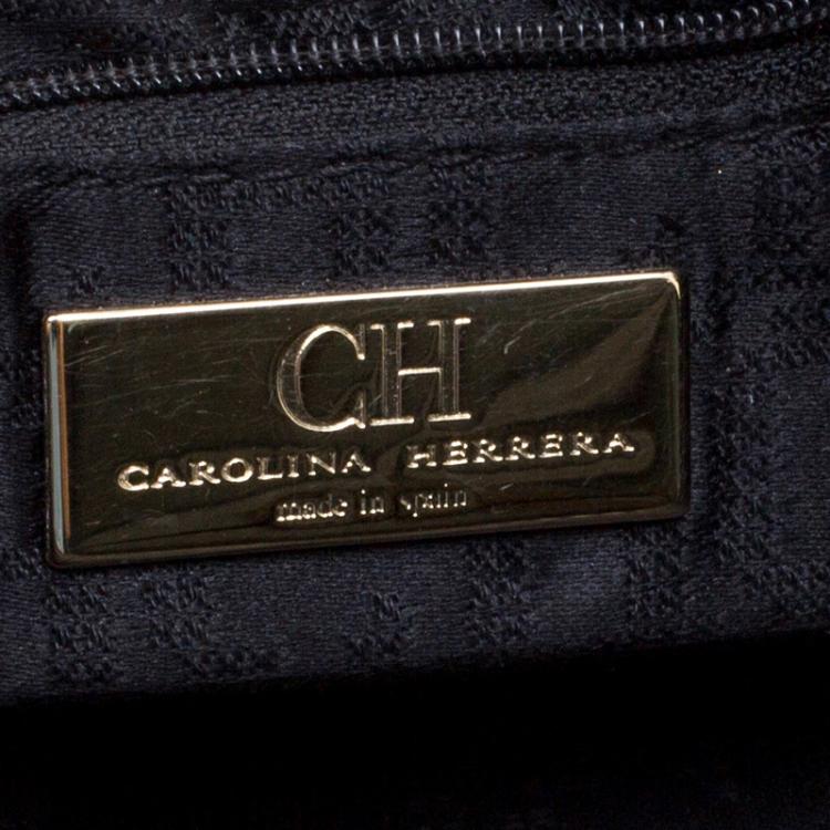 مملوكة مسبقًا Carolina Herrera Black Pebbled Leather Hobo