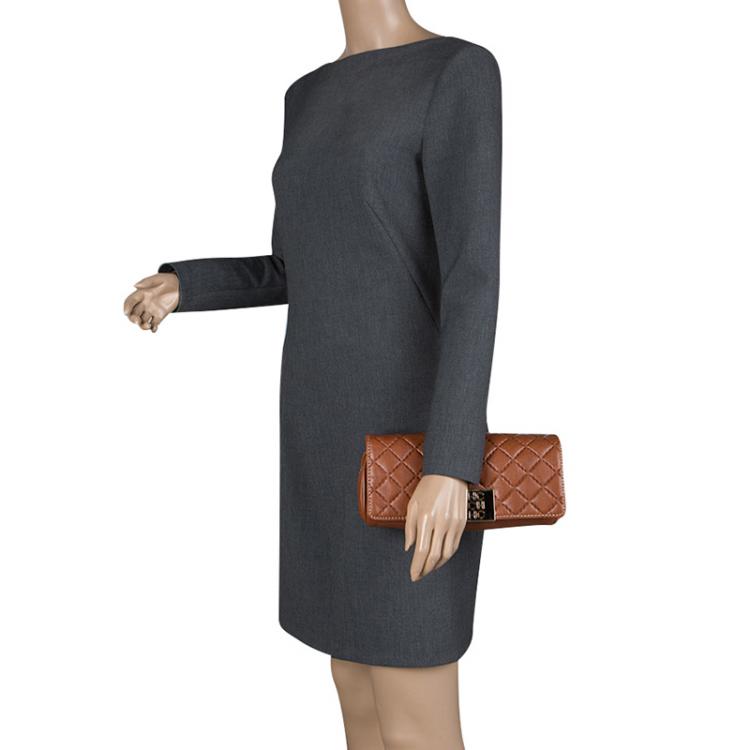 Pre Owned  Carolina Herrera Brown Quilted Leather Clutch