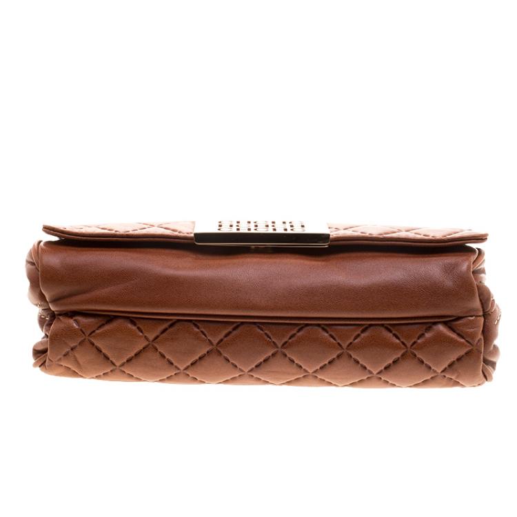 Pre Owned  Carolina Herrera Brown Quilted Leather Clutch