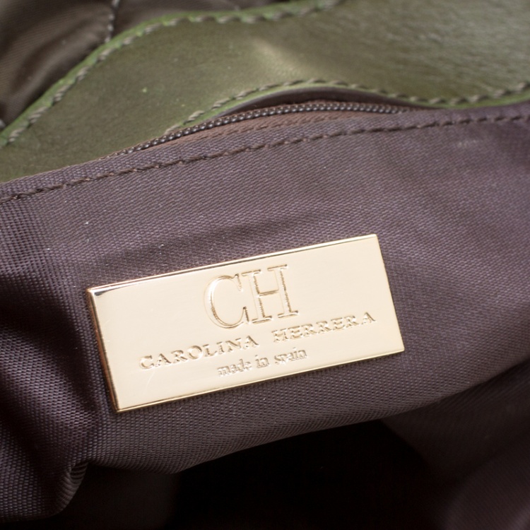 Pre Owned Carolina Herrera Dark Green Quilted Nylon Tote