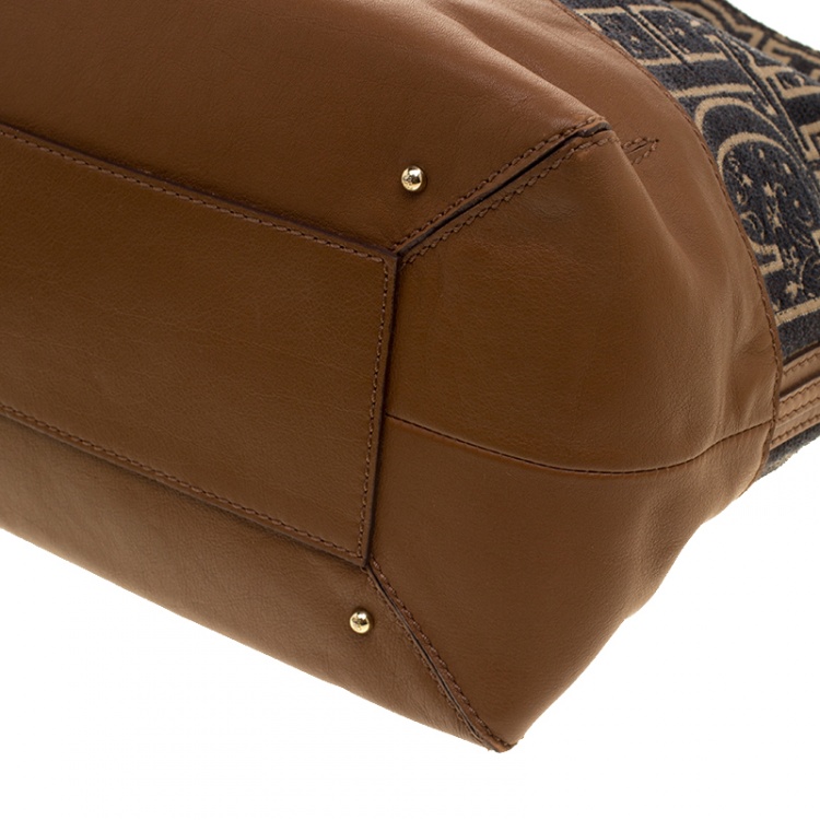 مملوكة مسبقًا Carolina Herrera Black/Brown Monogram Wool/Canvas and Leather Hobo