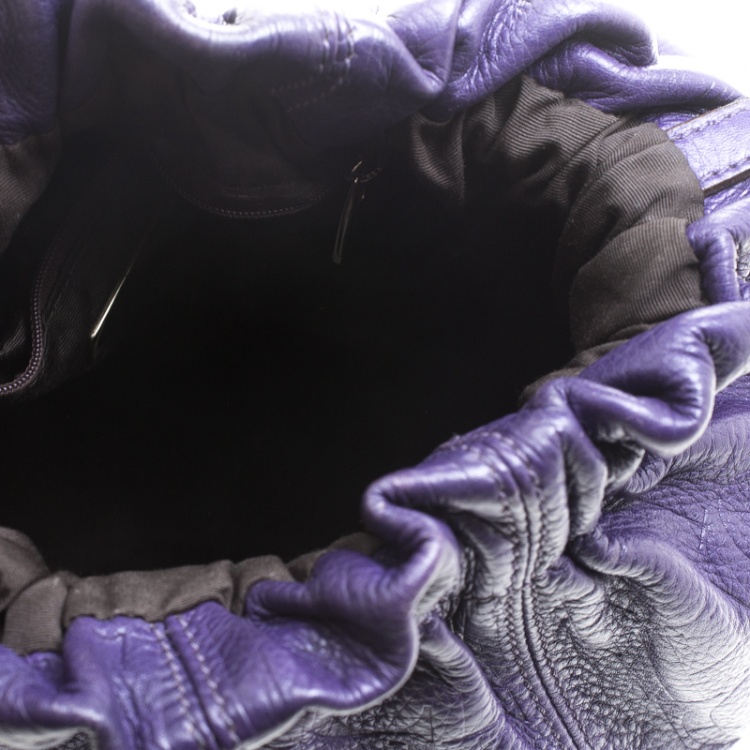 Pre Owned Carolina Herrera Purple Embossed Leather Bucket Shoulder Bag