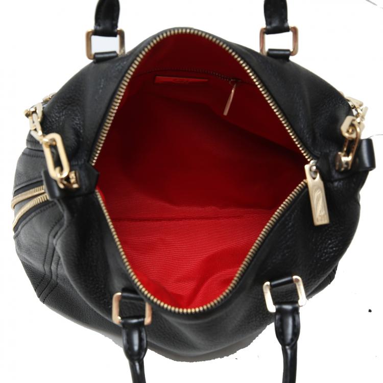 مملوكة مسبقًا Carolina Herrea Black Pebbled Leather Chain Top Handle Bag