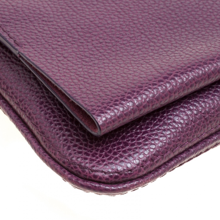 Pre Owned Carolina Herrera Purple Leather Chain Clutch