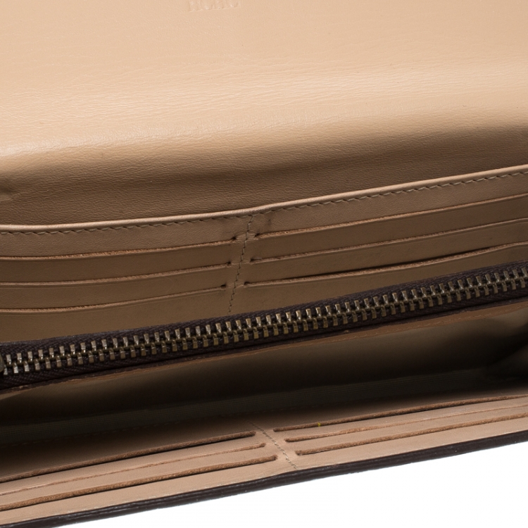 Pre Owned Carolina Herrera White/Beige Monogram Leather Continental Wallet