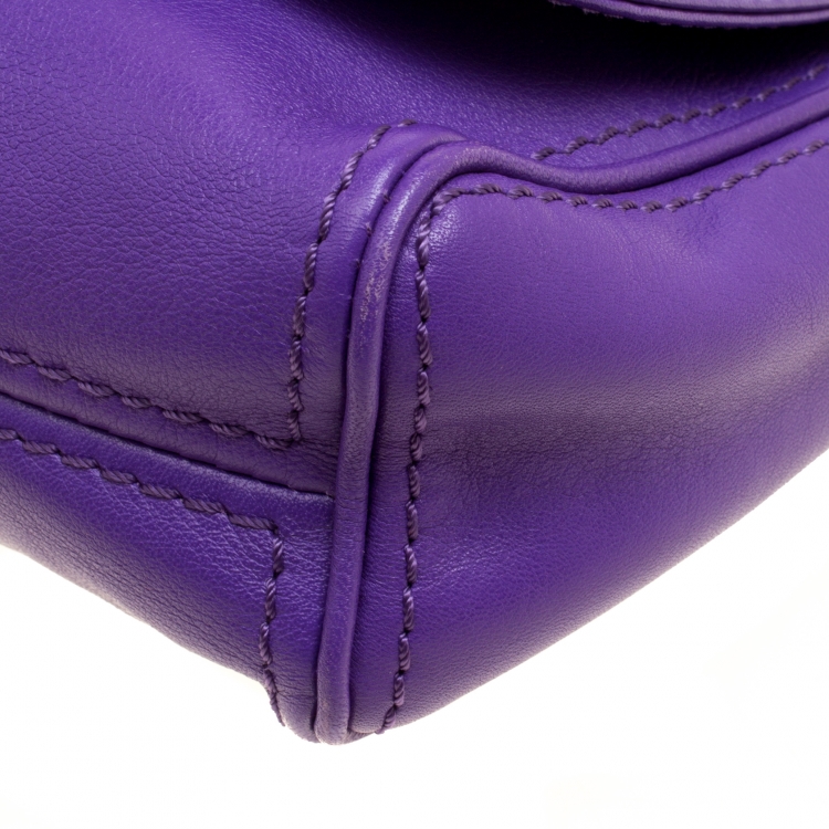 Pre Owned Carolina Herrera Purple Leather Shoulder Bag