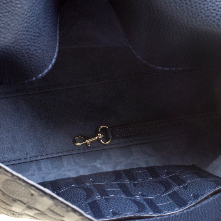 Pre Owned Carolina Herrera Blue Leather Minuetto Top Handle Flap Shoulder Bag