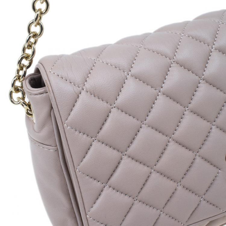 Pre Owned Carolina Herrera Beige Quilted Leather Crossbody Bag