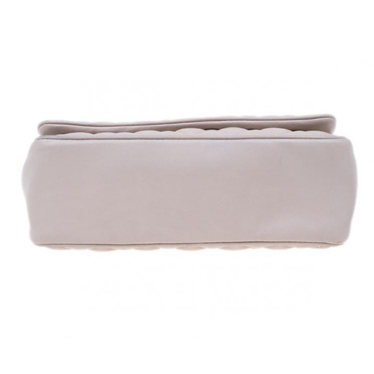 Pre Owned Carolina Herrera Beige Quilted Leather Crossbody Bag