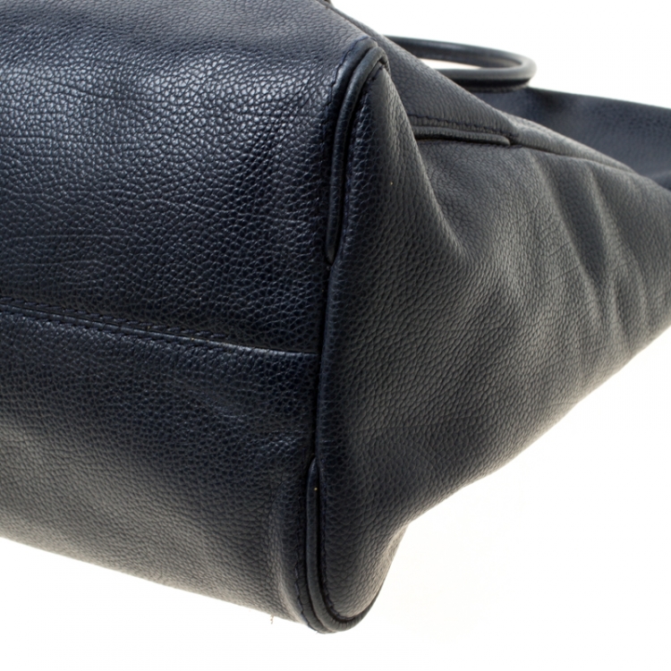 Pre Owned Carolina Herrera Blue Leather Tempo Collection Adagio Tote