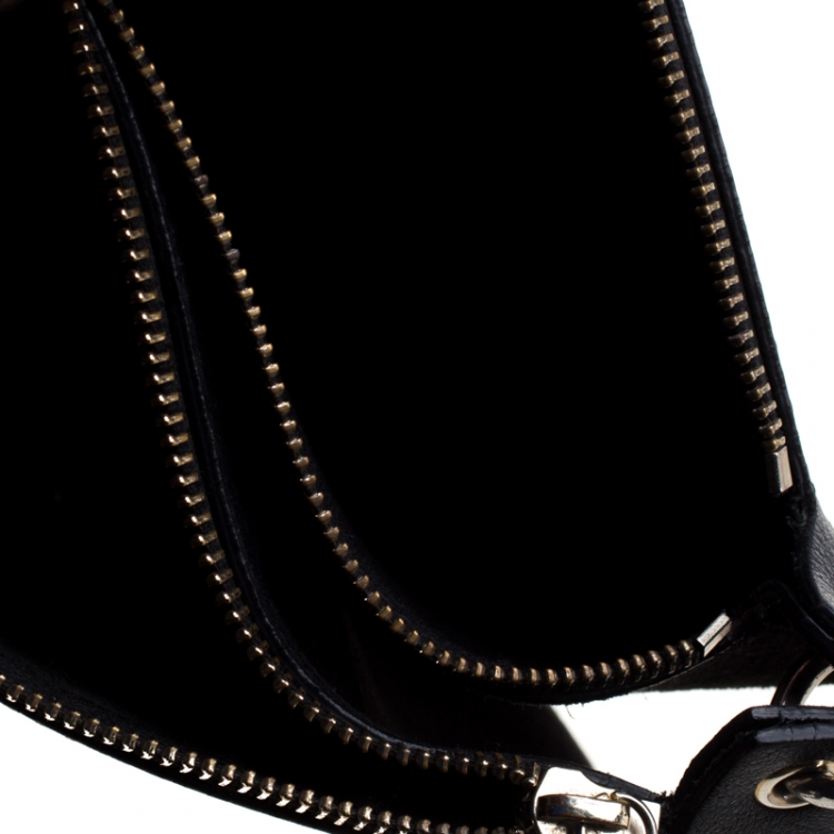 Pre Owned Carolina Herrera Black Leather Castanuela Messenger Bag
