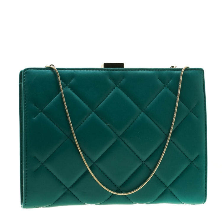 Pre Owned Carolina Herrera Green Quilted Leather Frame Shoulder Bag