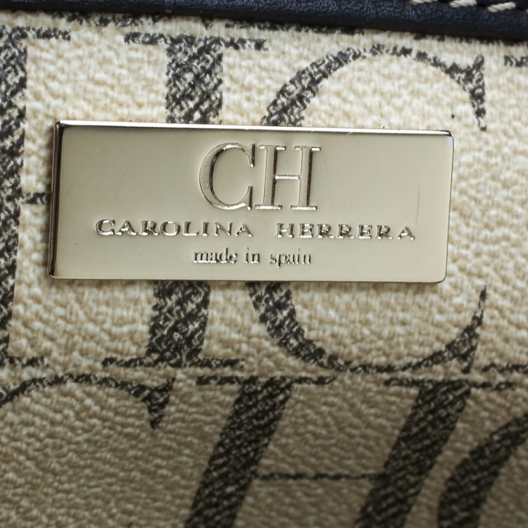 Pre Owned Carolina Herrera Beige Monogram Coated Canvas Shopper Tote