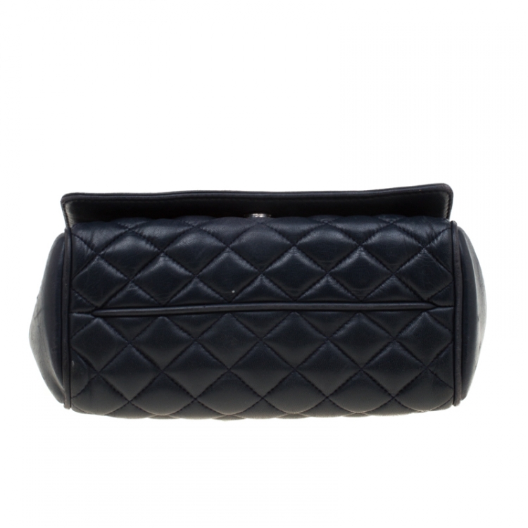 Pre Owned Carolina Herrera Navy Blue Quilted Leather Chain Shoulder Bag