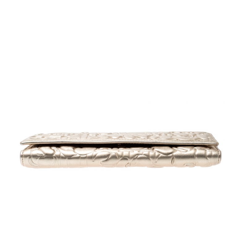 Pre Owned Carolina Herrera Gold Trifold Wallet