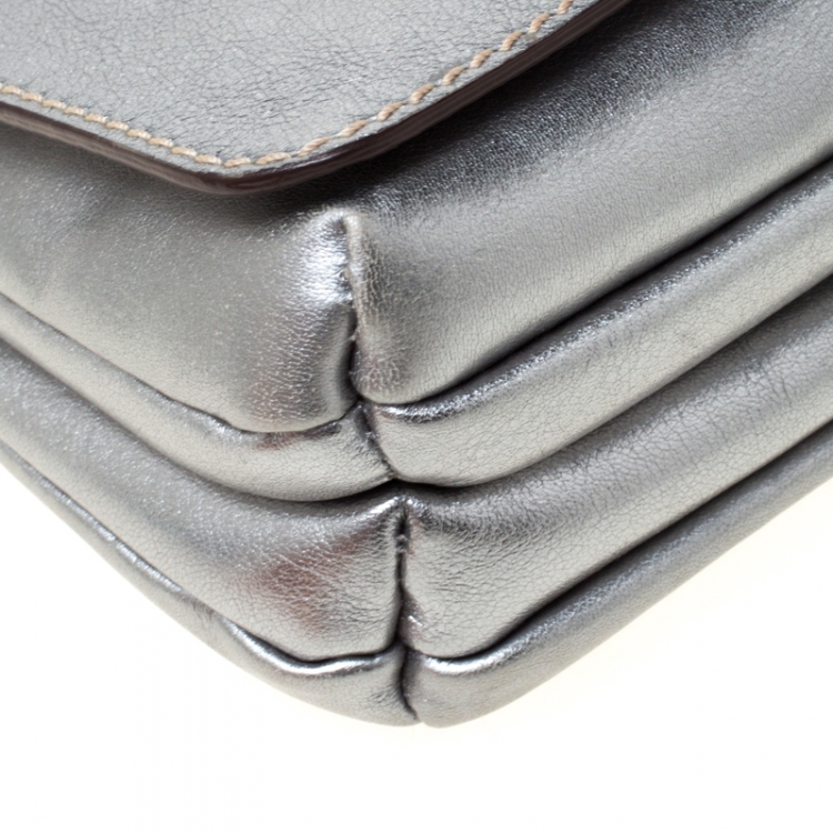 Pre Owned Carolina Herrera Silver Leather Clutch