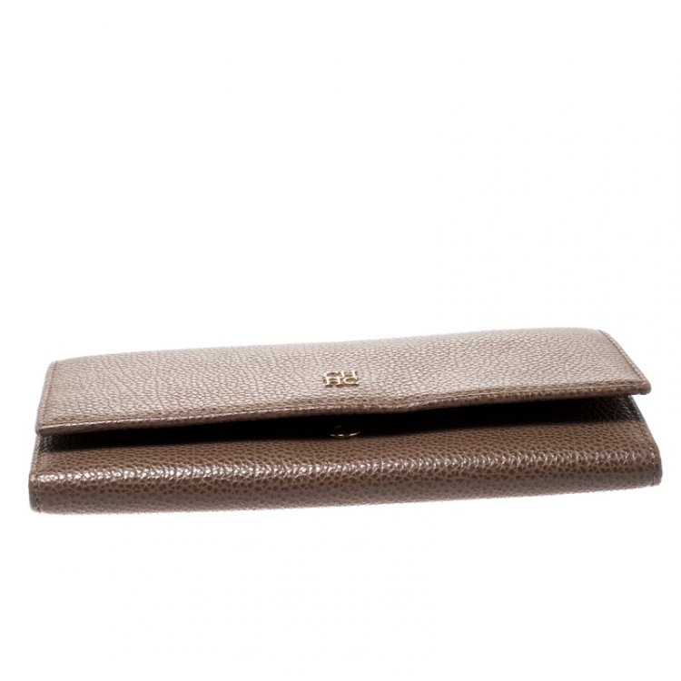 Pre Owned Carolina Herrera Brown Leather Continental Wallet