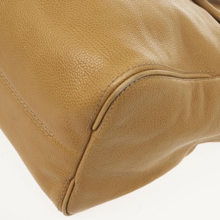 Pre Owned Carolina Herrera Beige Adagio Leather Bag