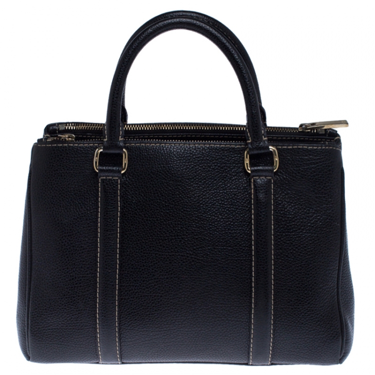 مملوكة مسبقًا Carolina Herrera Black Pebbled Leather Small Matteo Tote