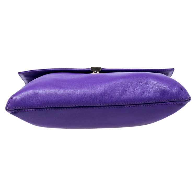 Pre Owned Carolina Herrera Purple Leather Envelope Shoulder Bag