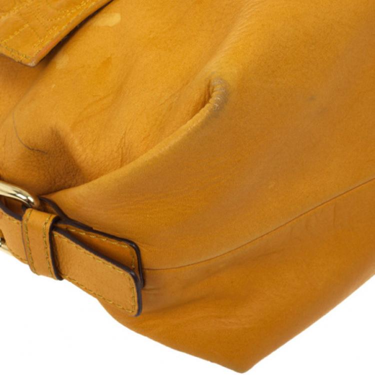 Pre Owned Carolina Herrera Tan Embossed  Shoulder Bag