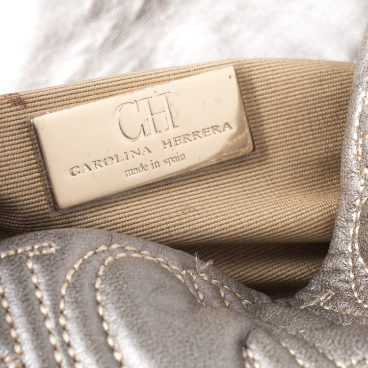 Pre Owned Carolina Herrera Light Grey Leather Jerry Clutch