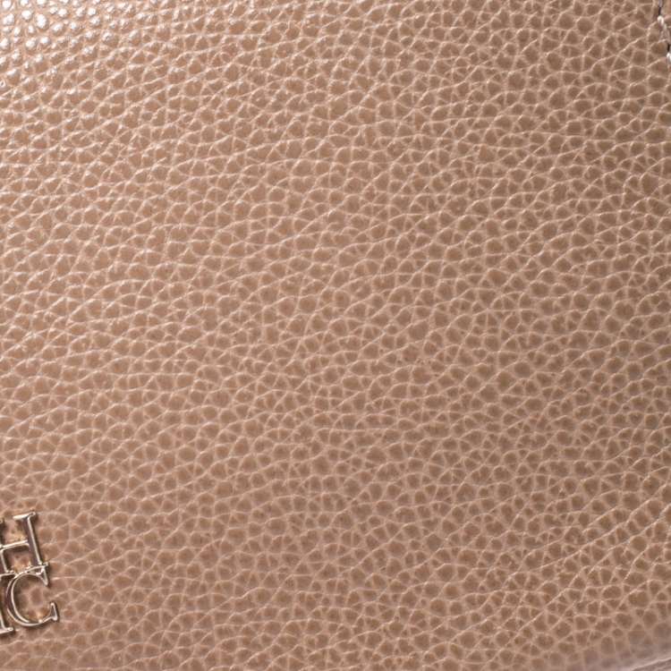 Pre Owned Carolina Herrera Beige Leather Flap Crossbody Bag