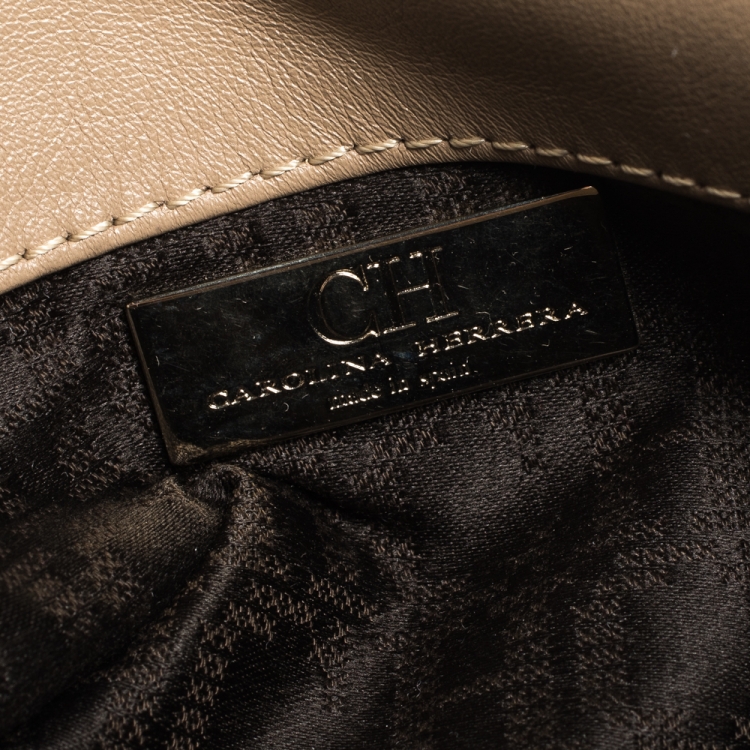 Pre Owned Carolina Herrera Beige Perforated Logo Leather Flap Tassel Shoulder Bag