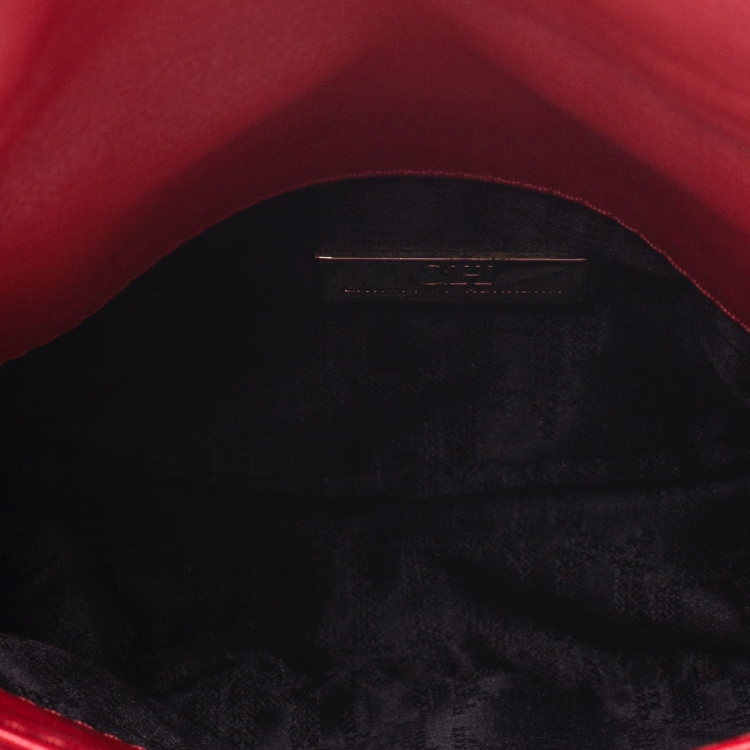 Pre Owned Carolina Herrera Red Leather Flap Crossbody Bag