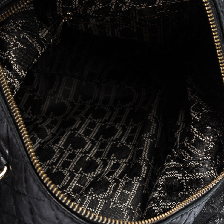 Pre Owned Carolina Herrera Black Quilted Leather Satchel