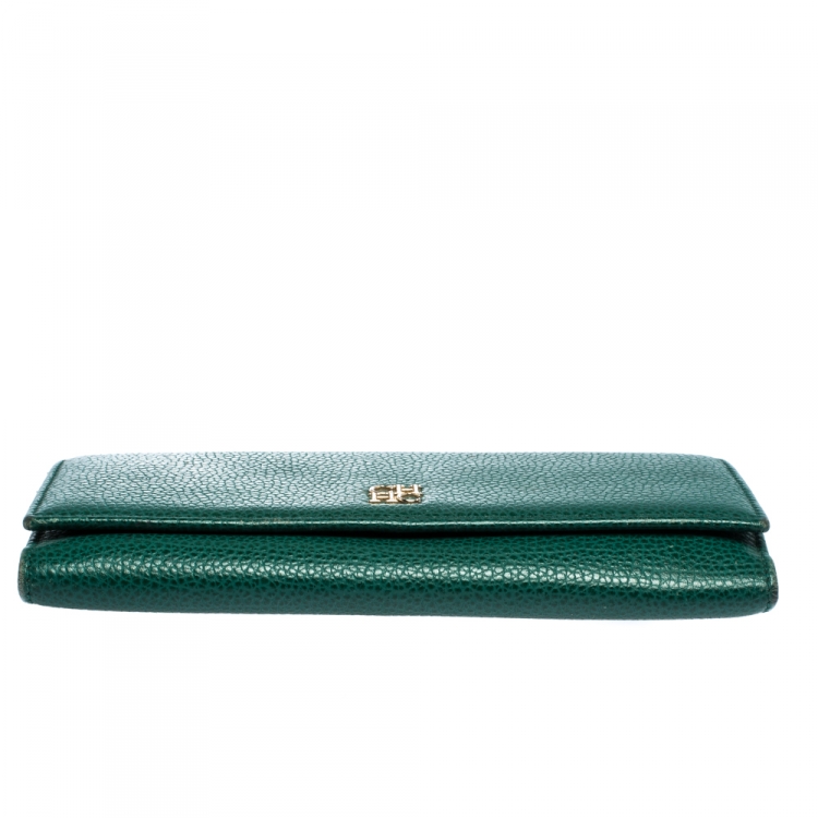 Pre Owned Carolina Herrera Green Leather Continental Flap Wallet