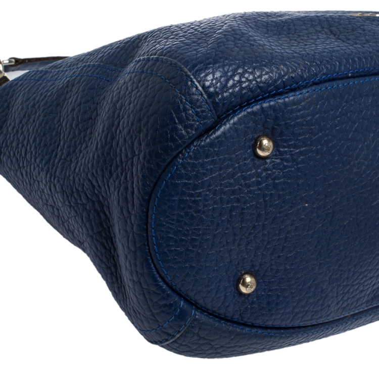 Pre Owned Carolina Herrera Blue Leather Chain Hobo