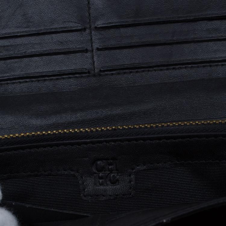 Pre Owned Carolina Herrera Black Quilted Leather Continental Wallet
