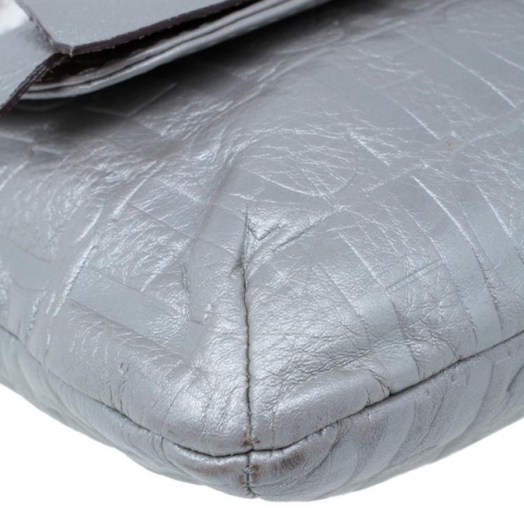 مملوكة مسبقًا Carolina Herrera Silver Metallic Leather Audrey Bag