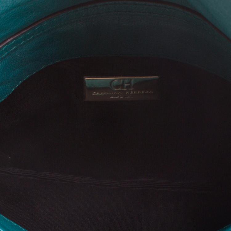 Pre Owned Carolina Herrera Green Quilted Embossed Leather Chain Clutch