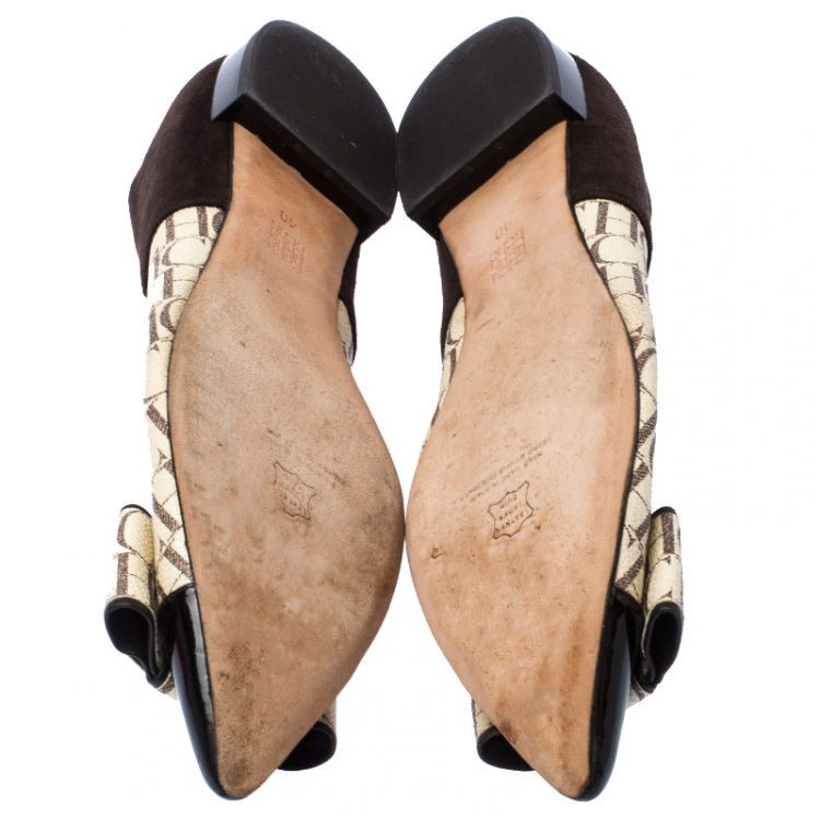 Pre Owned Carolina Herrera Dark Brown/Beige Suede and PVC Bow Pointed Toe Ballet Flats Size 40