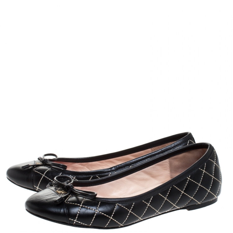 Pre Owned Carolina Herrera Black Quilted Leather Bow Ballet Flats Size 37