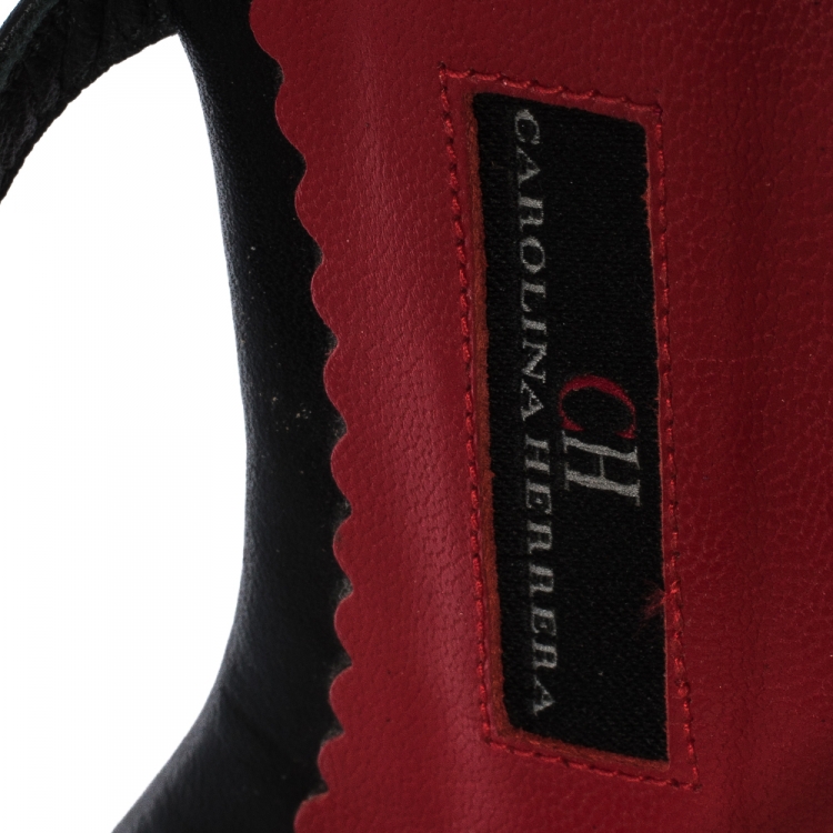 Pre Owned Carolina Herrera Black Leather Strappy Flat Sandals Size 36