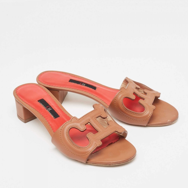 Pre Owned Carolina Herrera Brown Leather Slide Sandals Size 37 
