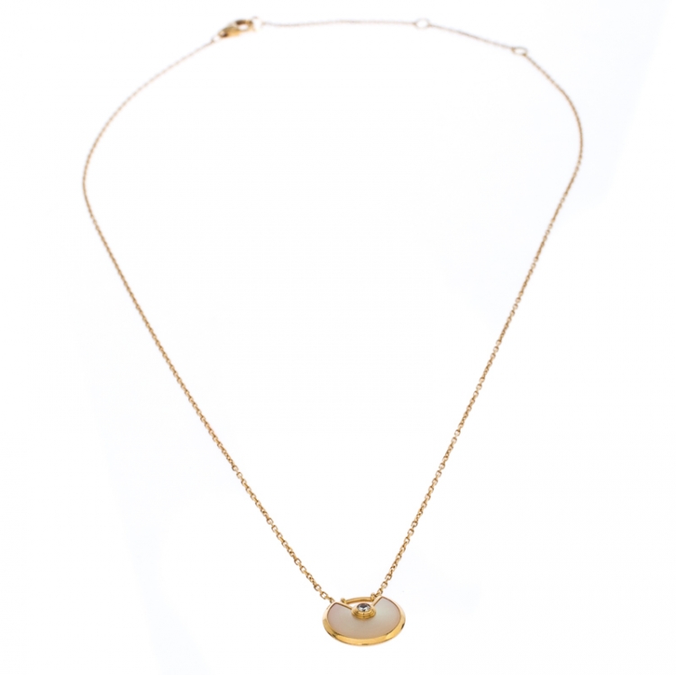 Pre Owned Cartier Amulette De Cartier Mother of Pearl 18K Yellow Gold XS Pendant Necklace