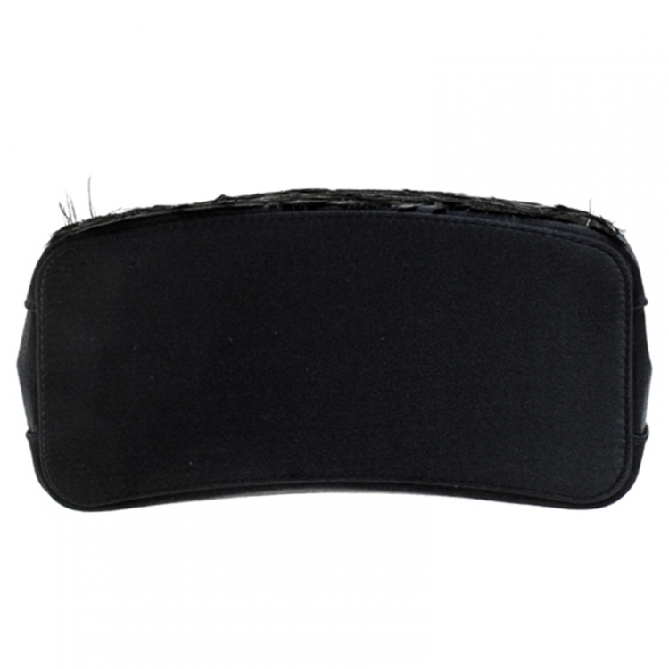 مملوكة مسبقًا Cartier Black Satin and Feather Small Trinity Cage Bag