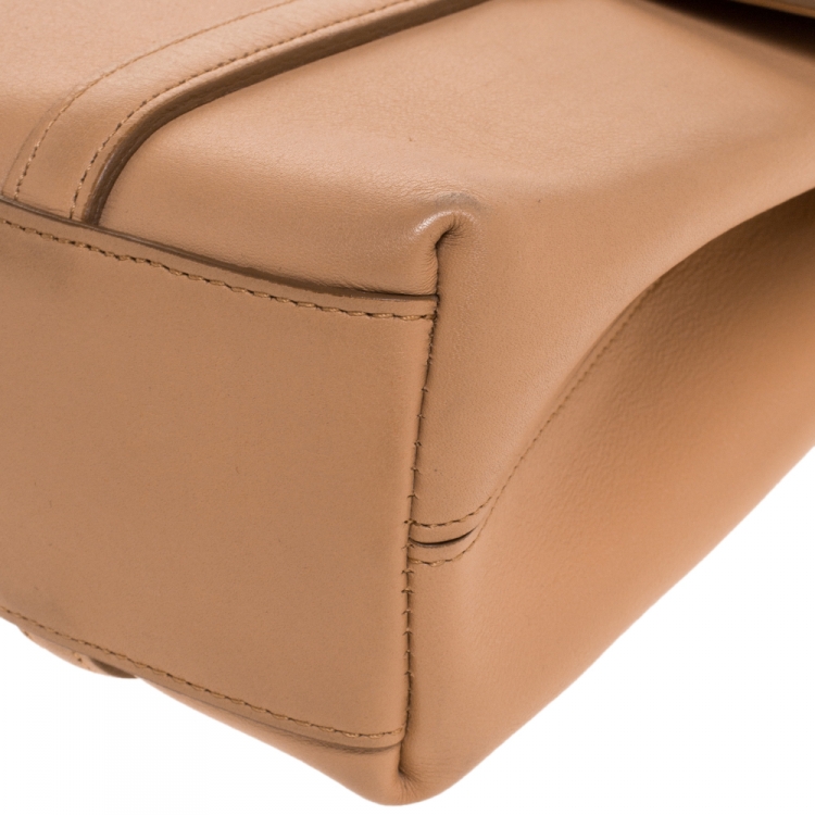 مملوكة مسبقًا Cartier Beige Leather Cabochon Flap Shoulder Bag