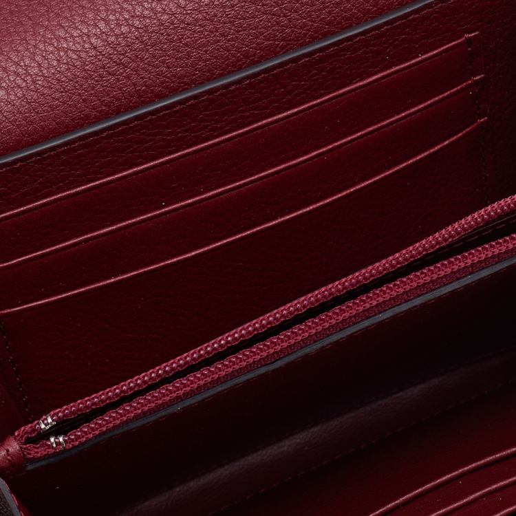 Pre Owned Cartier Red Leather C de Cartier Flap Compact Wallet