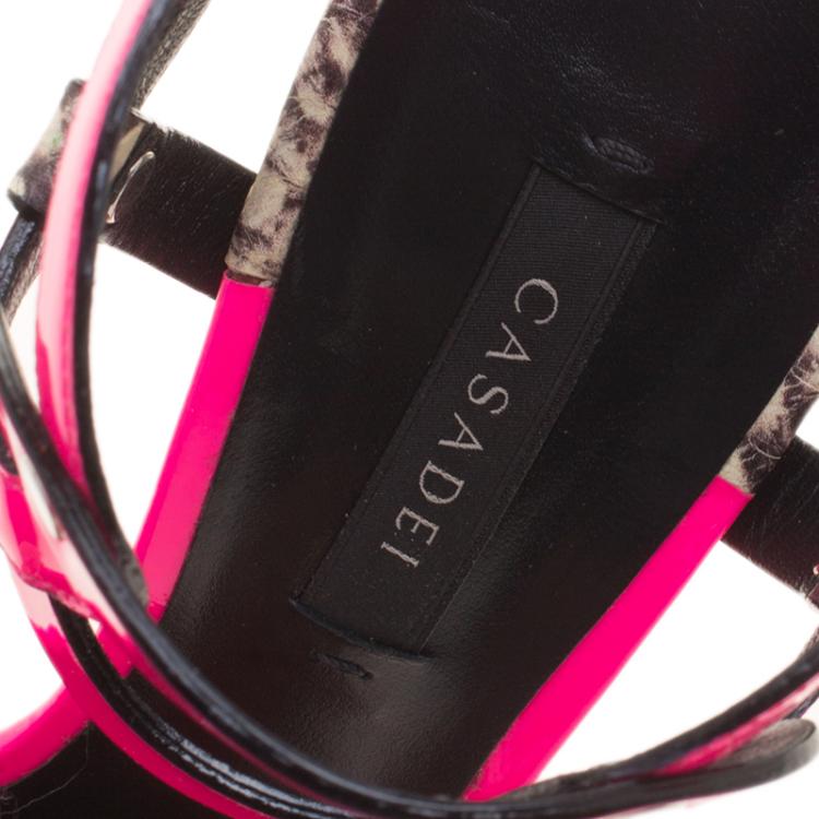مملوكة مسبقًا Casadei Fuschia Pink Patent and Embossed Roccia Leather Platform Ankle Strap Sandals Size 38
